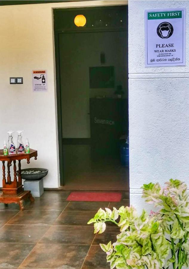 Seven Rich Villa Anuradhapura Eksteriør billede